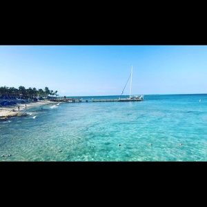 Meet your Posher, Hhailey